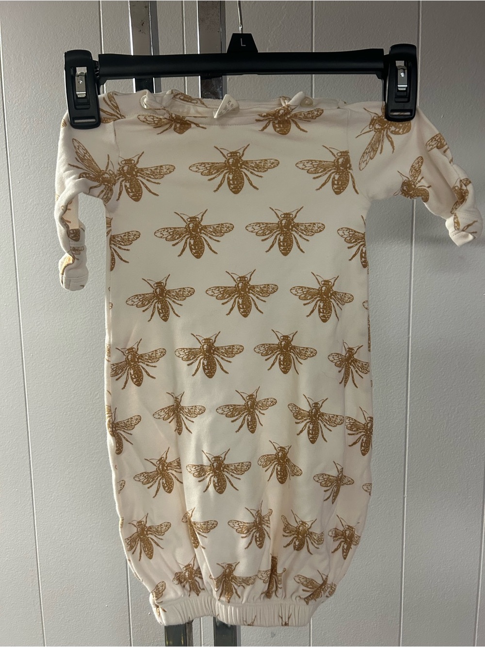 Kate Quinn sleep gown Cream Baby Gown Honey Bee Print